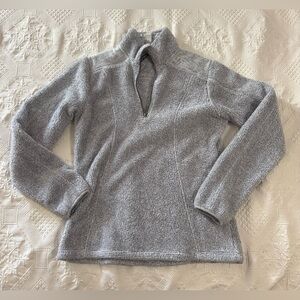 Kuhl Fluffy Sweater 1/4 Zip Women’s M Gray Pull Over Fleece Hiking Thumb Holes